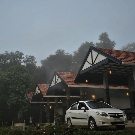 Meghamalhar Villa Mananthavady Buitenkant foto