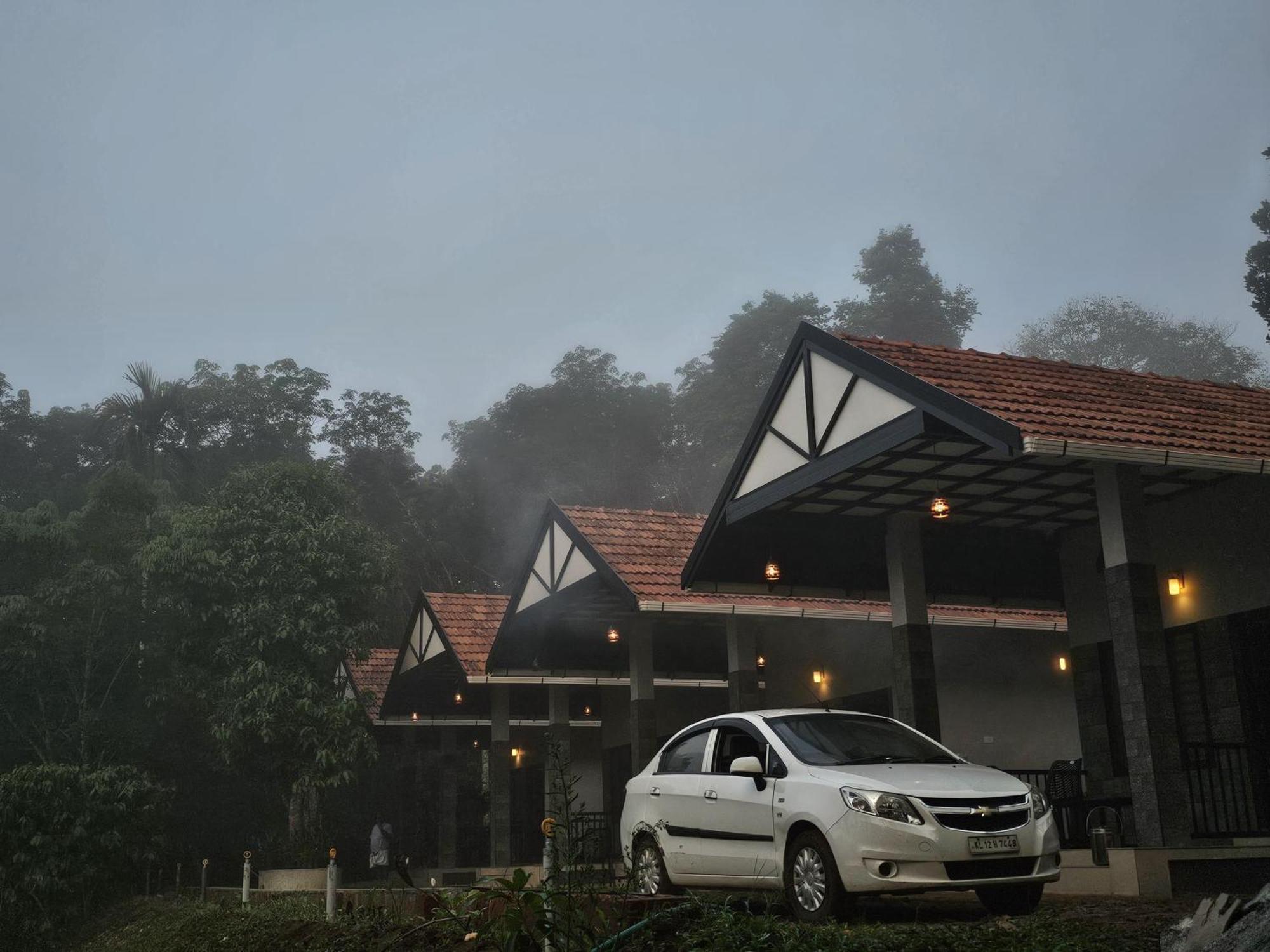 Meghamalhar Villa Mananthavady Buitenkant foto