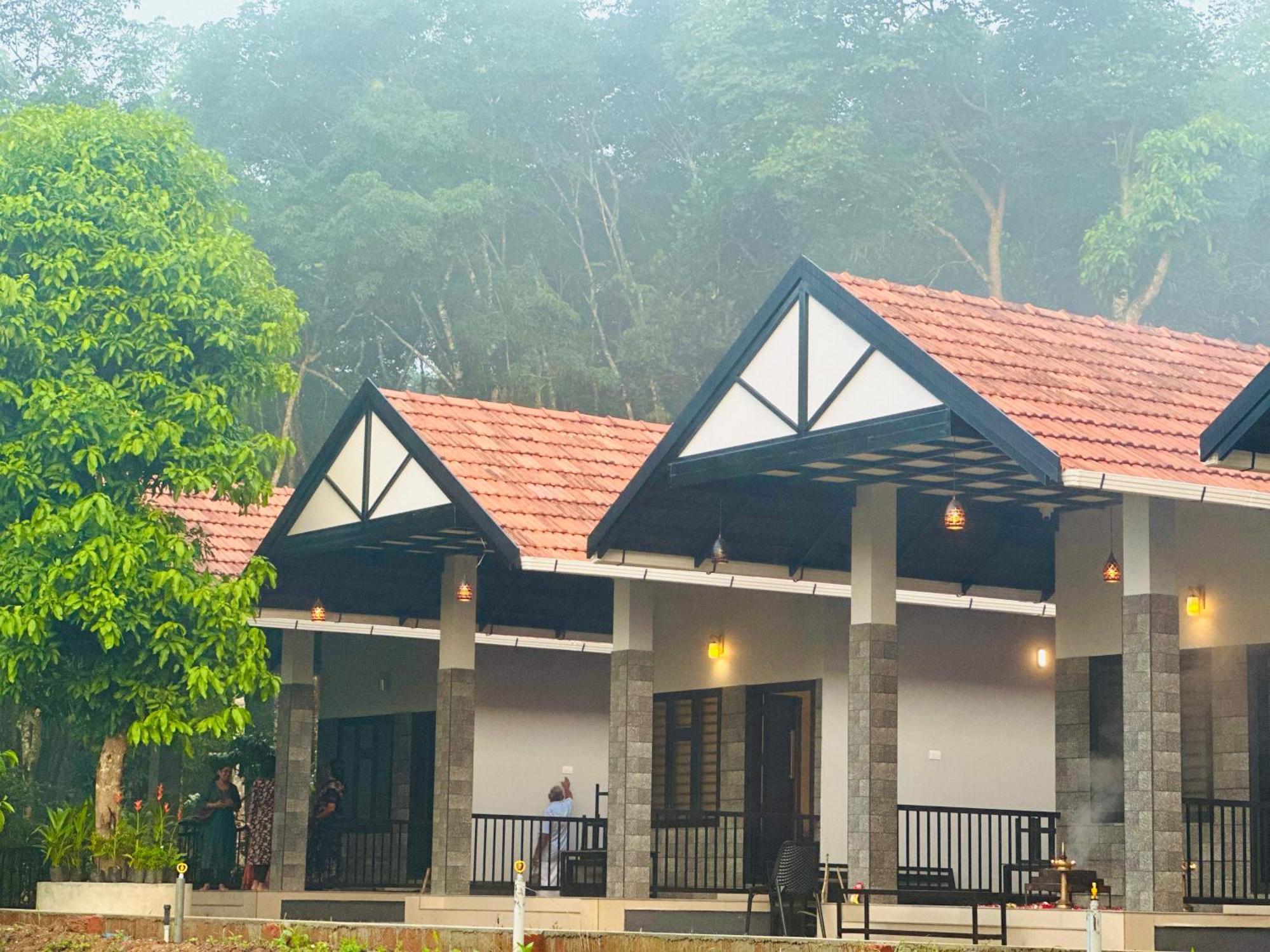 Meghamalhar Villa Mananthavady Buitenkant foto